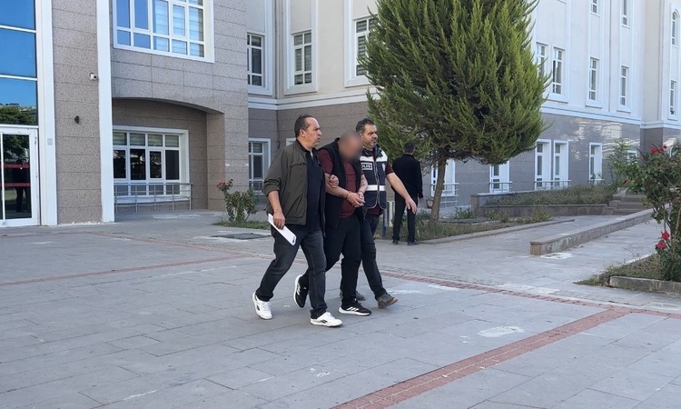 Son Gelişme: Burdur'da hırsızlık ve dolandırıcılıktan 17 yıl hapis cezası bulunan şahıs yakalandı