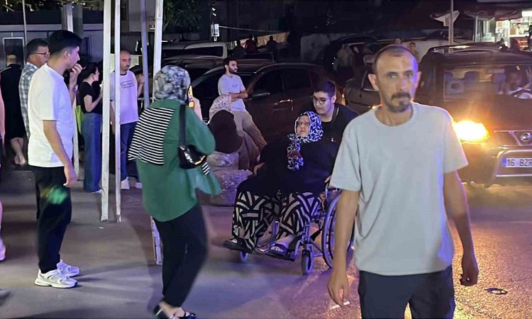 Son Gelişme: Bursa’daki düğün yemeğinde 367 kişi hastanelere başvurdu: Gelişmeler Takip Ediliyor