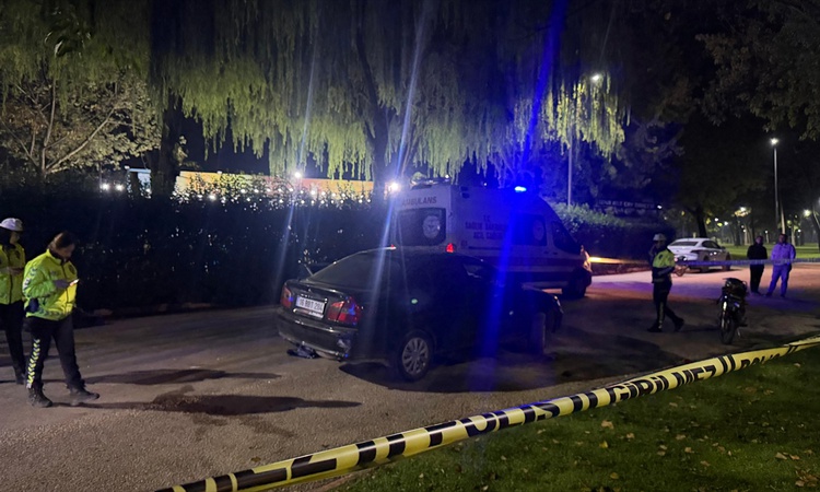 Son Gelişme: Bursa İnegöl'de motosiklet otomobile çarptı, 19 yaşındaki sürücü yaşamını yitirdi