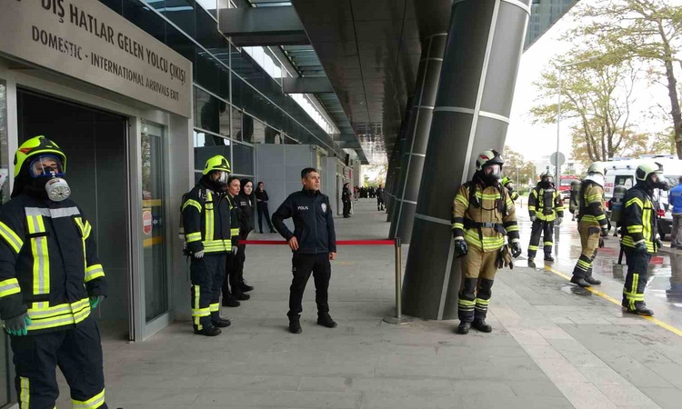 Son Gelişme: Çanakkale Havalimanı'nda KBRN tatbikatında 2 kırmızı kodlu yolcu tahliye edildi | İşte Tüm Ayrınt