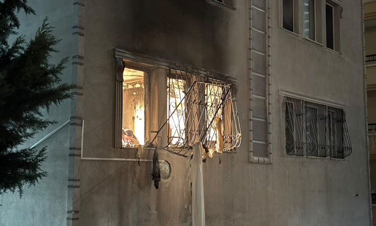 Son Gelişme: Çankaya'da apartman dairesinde doğalgaz patlaması sonucu çıkan yangın söndürüldü