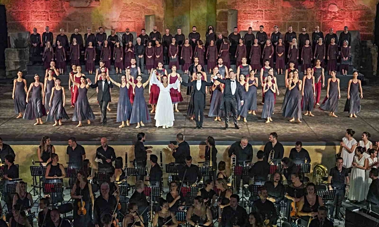 Son Gelişme: Carmina Burana, Aspendos Antik Tiyatrosu'nda yaklaşık 250 kişilik kadroyla sahnelendi | İşte Tüm