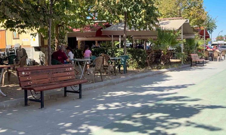 Son Gelişme: Çay bahçesi tuvaletinde gizli kamera skandalı: İşletmeci yakalanarak gözaltına sevk edildi - Son