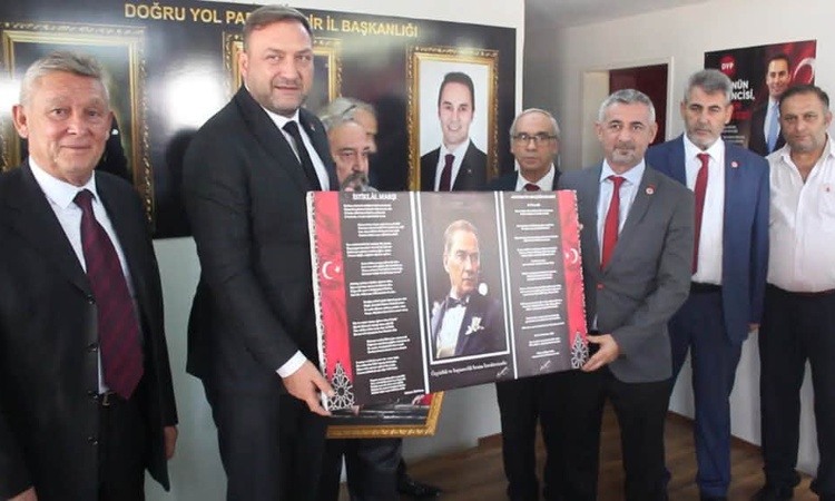 Son Gelişme: CHP İzmir İl Başkanı Gümrükçü, siyasi ahlak yasası için acil çağrı yaptı