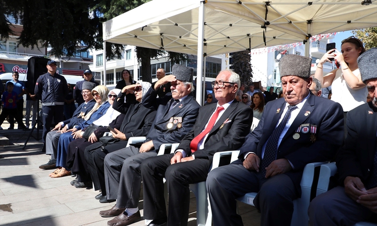 Son Gelişme: Çiftlikköy'de Gaziler Günü dolayısıyla tören düzenlendi