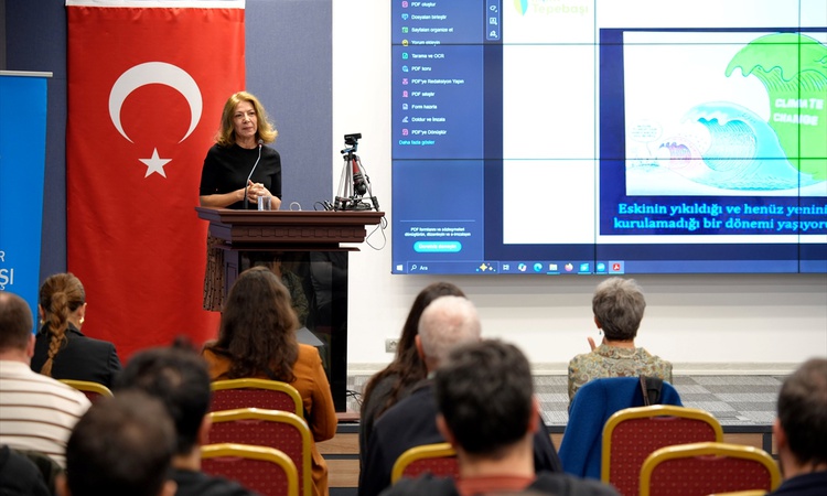 Son Gelişme: COP31 öncesi Eskişehir'de panelde yeşil dönüşüm ve iklim finansmanı ele alındı | İşte Tüm Ayrıntı