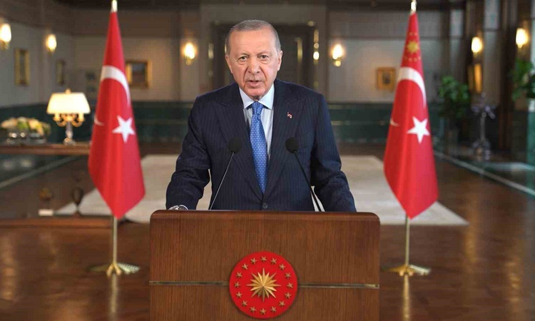 Son Gelişme: Cumhurbaşkanı Erdoğan: "Gurbeti, ikinci vatan eyleyen kardeşlerimiz için yüksek bir şuurla çalışa