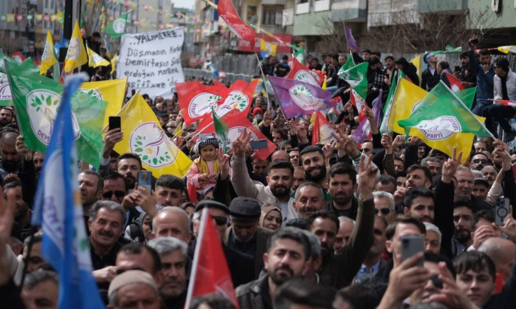 Son Gelişme: DEM Parti, 24 Ekim'de 'Ekmek, Barış ve Adalet İçin Bütçe' kampanyasını başlatacak - Son Dakika Bi