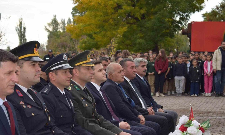 Son Gelişme: Digor’un düşman işgalinden kurtuluşunun 106. yıl dönümü coşkuyla kutlandı - Son Dakika Bilgileri