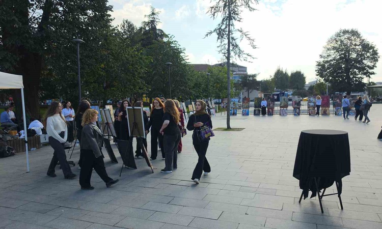 Son Gelişme: Düzce Güzel Sanatlar Lisesi öğrencileri sene başı sergisinde yaklaşık 115 eser sundu | İşte Tüm A