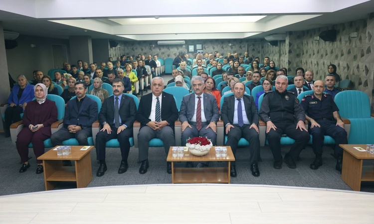 Son Gelişme: Düzce'de Osmanlı Türkçesi eğitimi protokolü için bilgilendirme toplantısı yapıldı.: Gelişmeler Ta