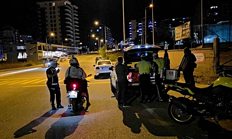 Son Gelişme: Edirne’de alkollü sürücüden diğer sürücülere: "İçmeyin" | İşte Tüm Ayrıntılar