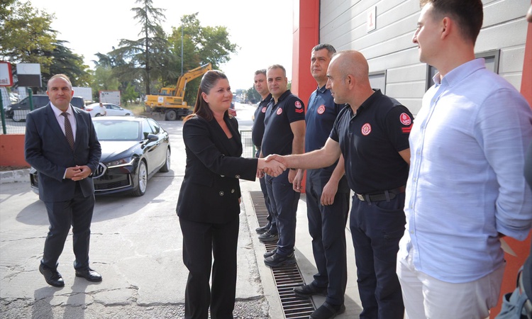 Son Gelişme: Edirne Belediye Başkanı Gencan, İtfaiye Haftası'nda personele teşekkür etti ve Merak Edilenler