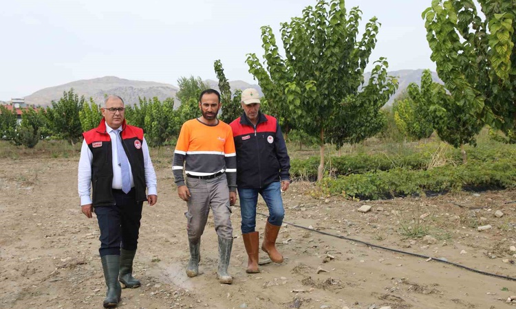 Son Gelişme: Elazığ Yurtbaşı'nda selden etkilenen işletmelerde hasar tespiti yapıldı - Son Dakika Bilgileri