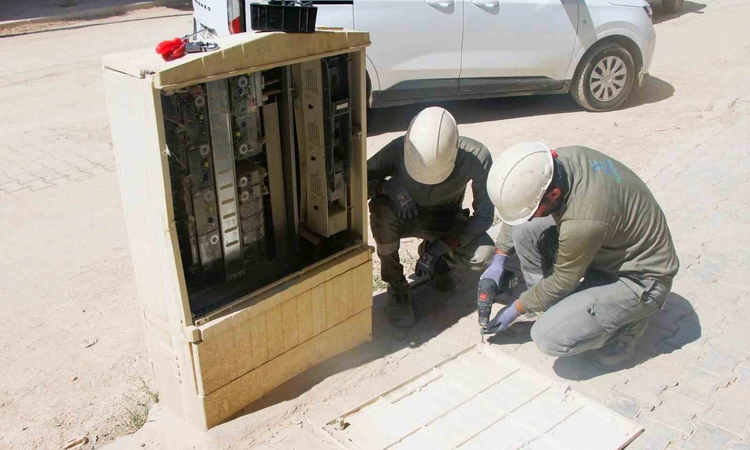 Son Gelişme: Elektrik panolarına müdahale can güvenliğini tehdit ediyor
