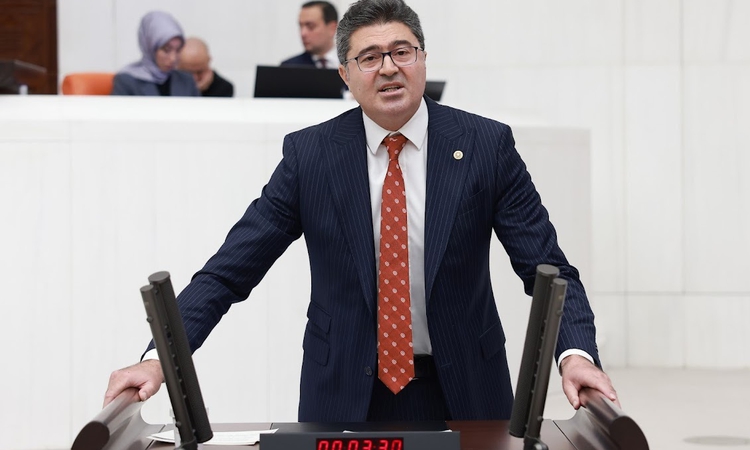Son Gelişme: Ensar Aytekin, Turgutlu'daki okul saldırısında yaralanan 10 öğrenciye şifa diledi - Son Dakika Bi