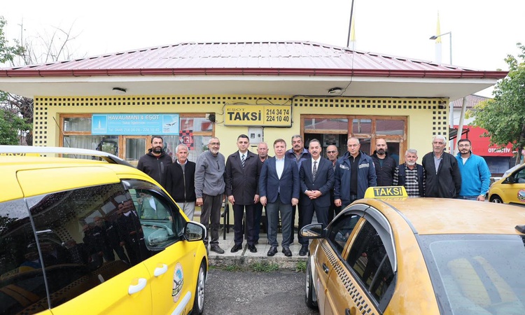 Son Gelişme: Erzincan Valisi Aydoğdu, EŞOT Taksi Durağı'nda taksici esnafıyla görüştü ve Merak Edilenler