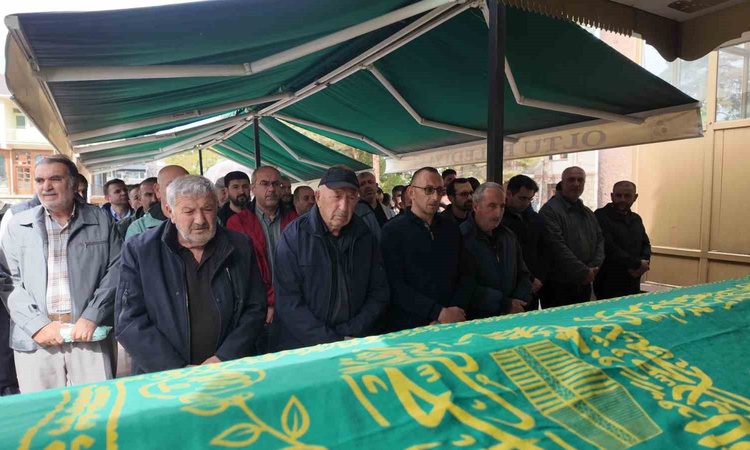 Son Gelişme: Erzurum Oltu'da eski esnaflardan Abdullah Taşçı kalp krizinden yaşamını yitirdi ve Merak Edilenle