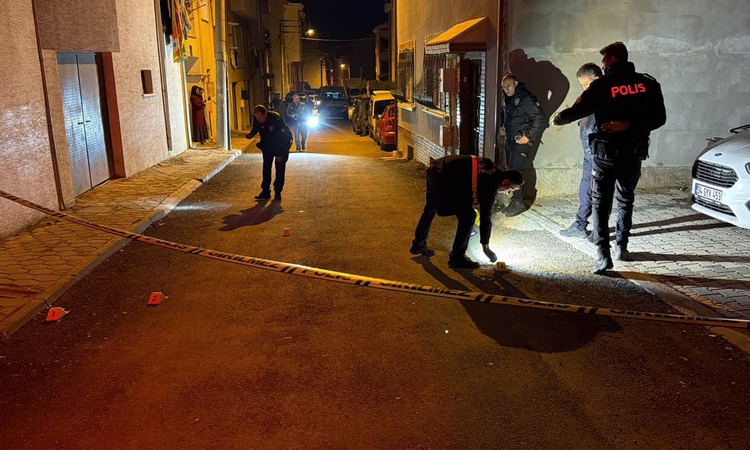 Son Gelişme: Eskişehir'de K.Ö., husumetlisi S.E.'yi 4 el ateşle bacağından yaraladı | İşte Tüm Ayrıntılar