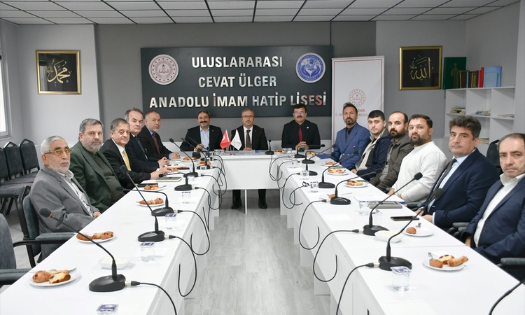 Son Gelişme: Eskişehir'de uluslararası öğrencilere yönelik 2026-2027 eğitim planı görüşüldü | İşte Tüm Ayrıntı