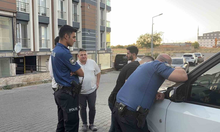 Son Gelişme: Evde uyuya kalan şahıs ekipleri harekete geçirdi: "İnanın, bıraksanız hala uyurum" dedi: Gelişmel
