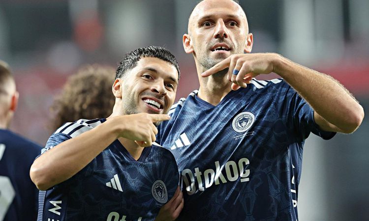 Son Gelişme: Fenerbahçe, Beşiktaş derbisi öncesi vitesi 5'e taktı ve Merak Edilenler