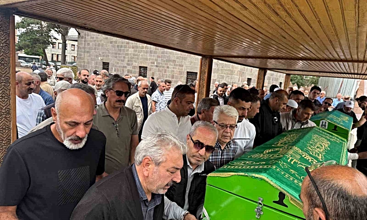 Son Gelişme: Gazeteci Fuat Kantarcı, 59 yaşında memleketi Erzurum'da toprağa verildi ve Merak Edilenler