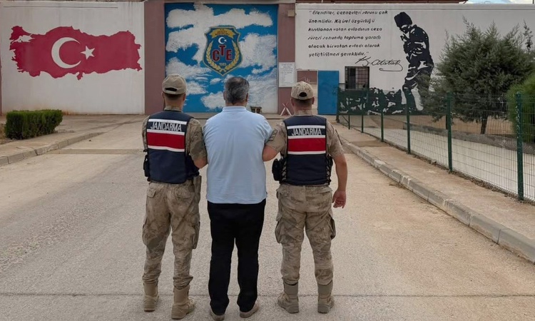 Son Gelişme: Gaziantep'te FETÖ'den 6 yıl 3'er ay hapis alan 2 firari cezaevine konuldu ve Merak Edilenler