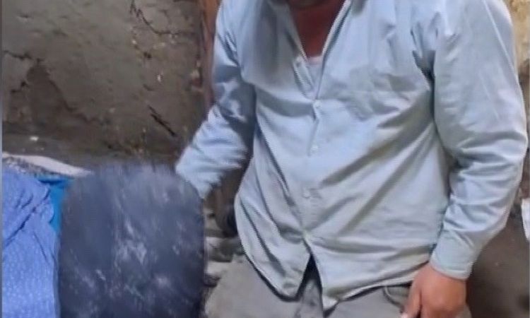 Son Gelişme: Gurbette özlediği tandır ekmeği için memleketine geldi - Son Dakika Bilgileri