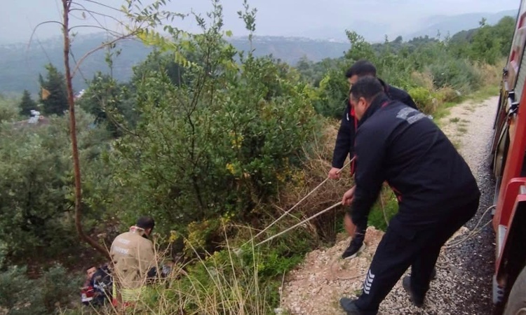 Son Gelişme: Hatay Defne'de kayalıklardan düşen vatandaş, itfaiye ekiplerince kurtarıldı | İşte Tüm Ayrıntılar