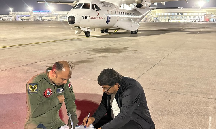 Son Gelişme: Hava Kuvvetleri, karaciğer greftini Erzurum'dan Antalya'ya ambulans uçakla ulaştırdı - Son Dakika