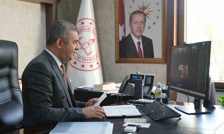 Son Gelişme: İl Milli Eğitim Müdürü Süleyman Ekici çevrimiçi değerlendirme toplantısına başkanlık etti