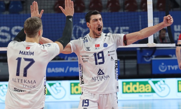 Son Gelişme: İzmir Atatürk Voleybol Salonu'nda Altekma yarın Halkbank'ı ağırlayacak | İşte Tüm Ayrıntılar