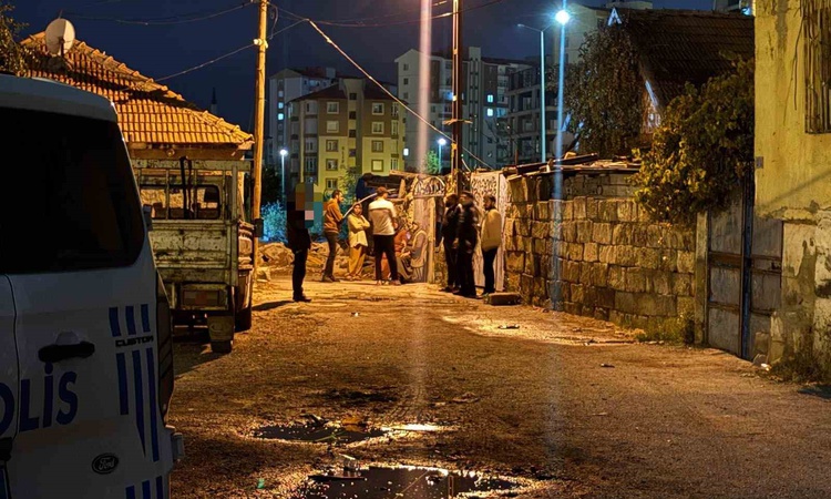 Son Gelişme: Kayseri Kocasinan'da prizi tamir ederken akıma kapılan 20 yaşındaki genç yaralandı | İşte Tüm Ayr