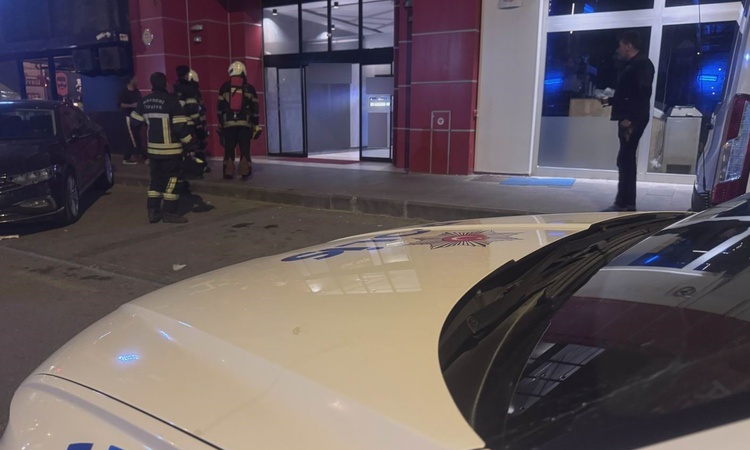 Son Gelişme: Kayseri Kocasinan'da tost makinesinde unutulan ekmek yanınca itfaiye ve polis geldi | İşte Tüm Ay