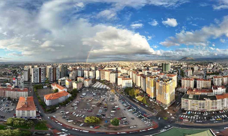 Son Gelişme: Kayseri'de sağanak sonrası oluşan gökkuşağı izleyenleri mest etti | İşte Tüm Ayrıntılar
