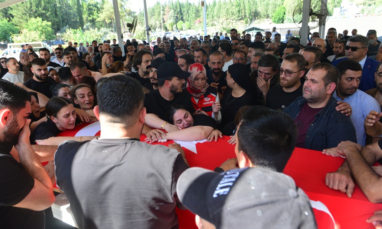Son Gelişme: KKTC açıklarında alabora olan gemide ölen Mehmet Nuri Ayran, Adana'da toprağa verildi ve Merak Ed