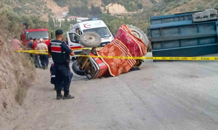 Son Gelişme: Köşk’te seyyar pide fırını taşıyan traktör devrildi: 1 ölü, 1 yaralı: Gelişmeler Takip Ediliyor
