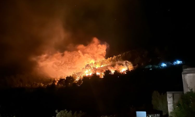 Son Gelişme: Kozan'da 2 ayrı noktada orman yangını; yerleşim yerleri tedbir amaçlı boşaltıldı: Gelişmeler Taki
