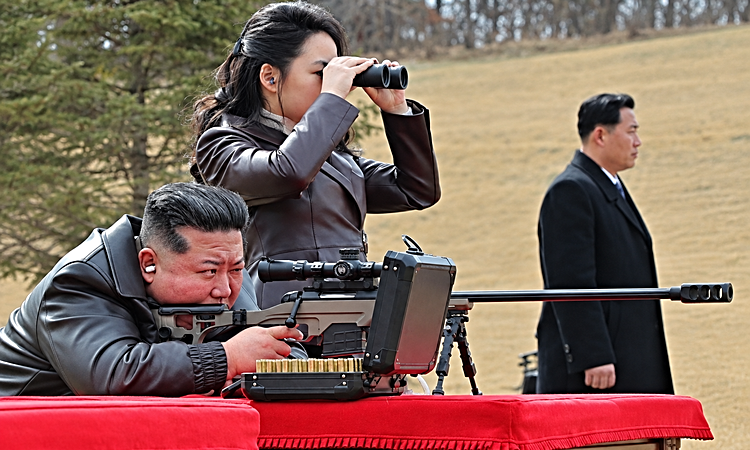 Son Gelişme: Kuzey Kore lideri Kim Jong Un'un ailesiyle ilgili yeni iddia: Bir çocuğu daha var - Son Dakika Bi