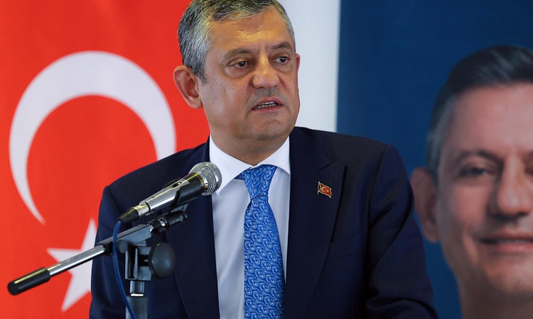 Son Gelişme: Mansur Yavaş-Murat Kurum görüşmesine Özgür Özel'den yorum