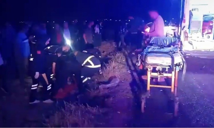 Son Gelişme: Mardin Kızıltepe'de otomobil ile motosiklet çarpıştı, 1'i ağır 2 kişi yaralandı
