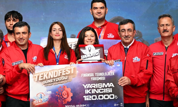 Son Gelişme: MCBÜ PARGE TURNA Takımı TEKNOFEST'te finansal teknolojilerde Türkiye ikincisi oldu