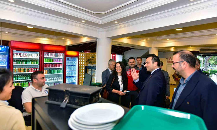 Son Gelişme: Menteşe Kaymakamlığı esnafa tütün zararları ve dumansız hava sahasını anlattı: Gelişmeler Takip E