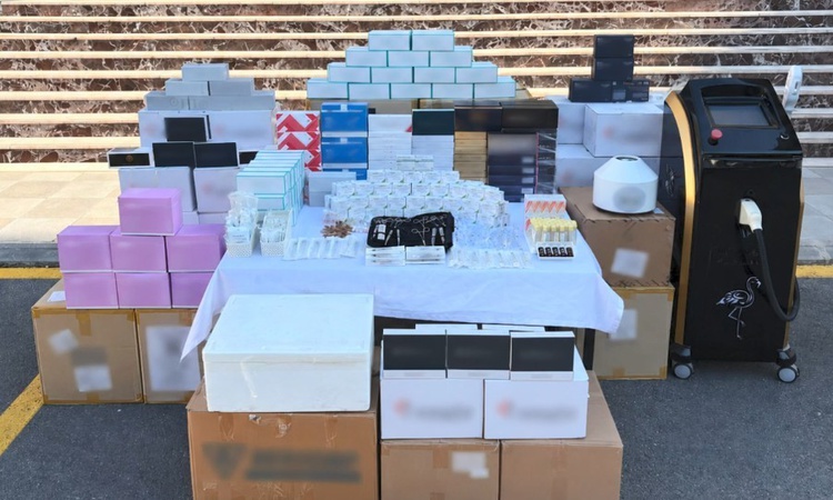 Son Gelişme: Mersin'de 10 milyon 870 bin TL'lik kaçak dolguya el konuldu, 2 kişi yakalanarak gözaltına sevk ed
