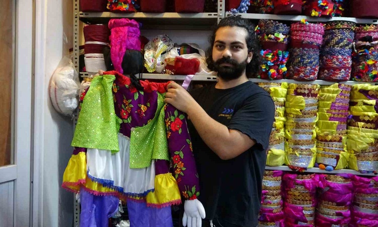 Son Gelişme: Mersin'de 24 yaşındaki genç, 24 yıllık aile mesleğini 4 yıldır sürdürüyor