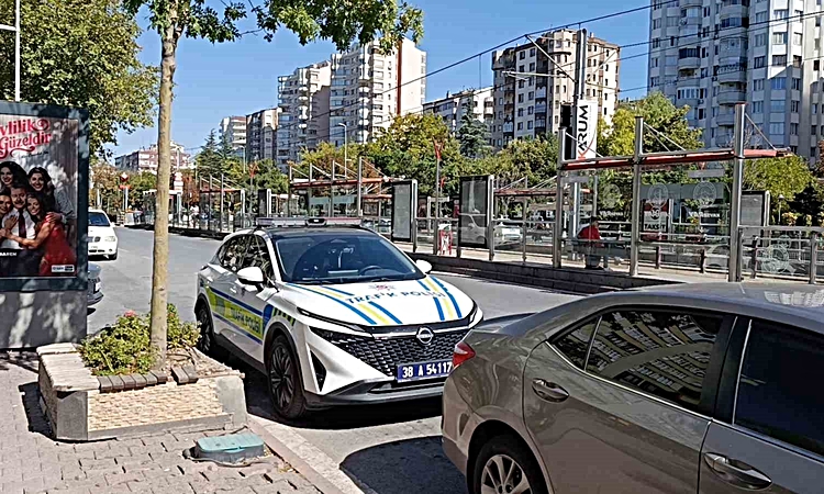 Son Gelişme: Motosikletin çarptığı yaya yaralandı | İşte Tüm Ayrıntılar