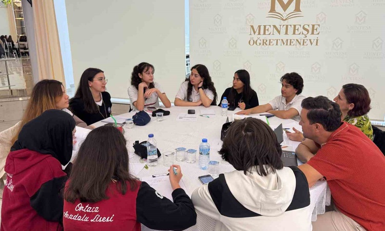 Son Gelişme: Muğla'da 54 öğrenci iklim çalıştayında turizm ve kültürel miras için çözüm üretti ve Merak Edilen