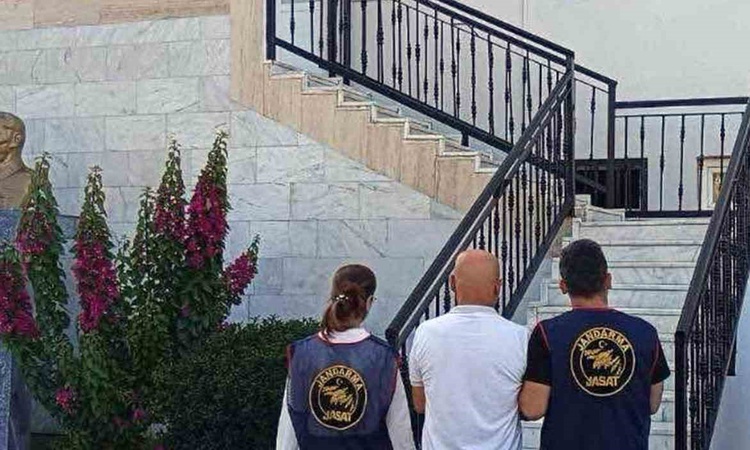 Son Gelişme: Muğla'da jandarma denetimlerinde 96 aranan şahıs yakalandı, 13'ü hakkında tutuklama kararı verild