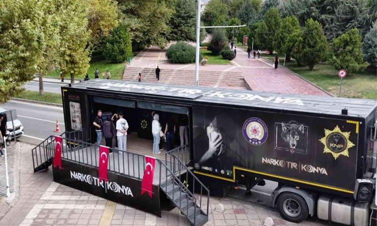 Son Gelişme: Narko Tır, İnönü Üniversitesi'nde öğrencilere uyuşturucunun zararlarını anlattı: Gelişmeler Takip